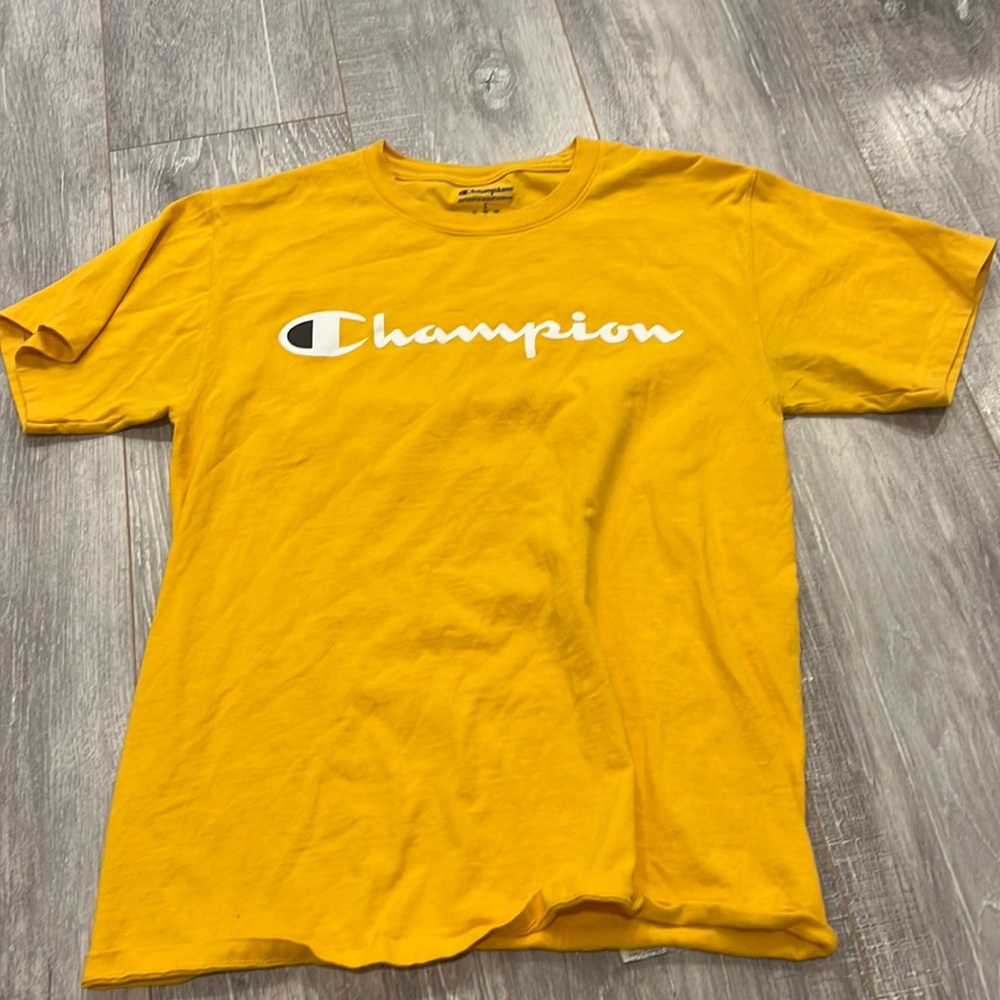 Champion T-shirt